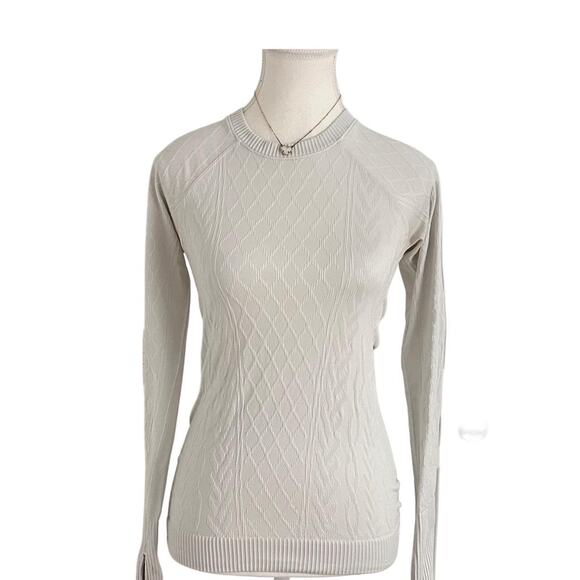 Lululemon Knitted Size 4 Long Sleeve With Beautiful Detailed Stitching - Picture 1 of 5